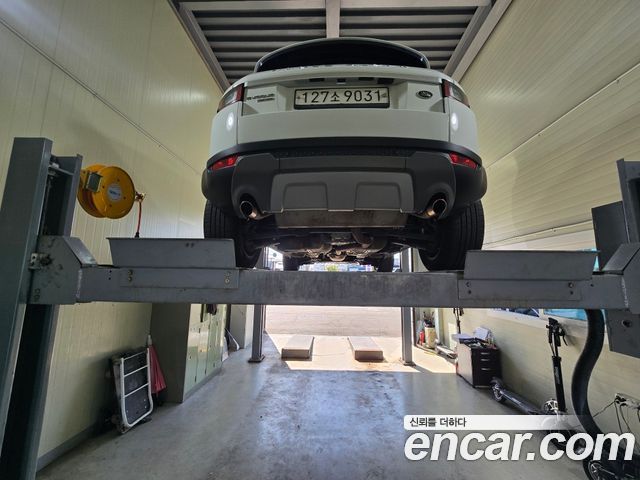 Land Rover Range Rover Evoque 2016 — photo 2