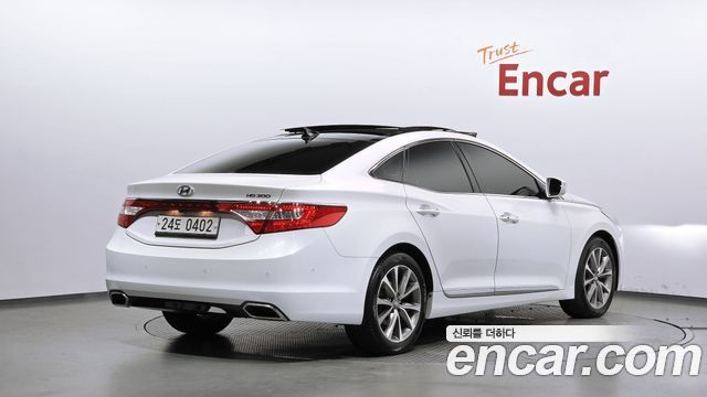 Hyundai Grandeur 2015 — photo 2