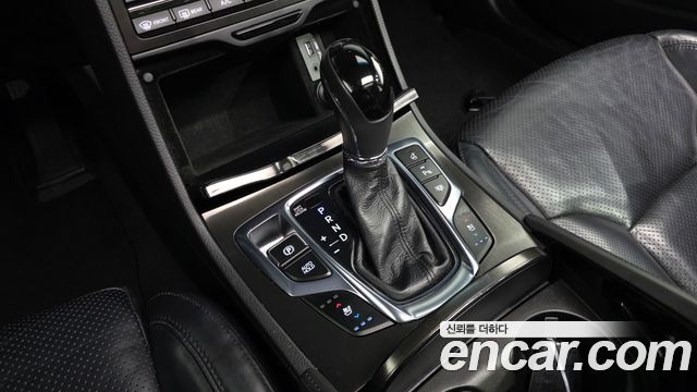 Hyundai Grandeur 2015 — photo 9
