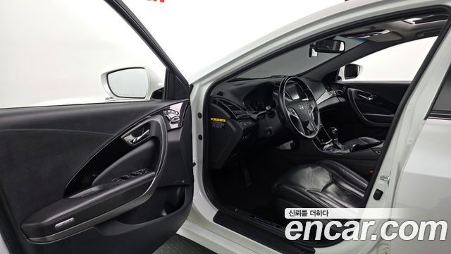 Hyundai Grandeur 2015 — photo 10