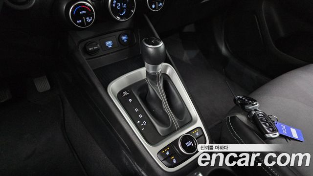 Hyundai Venue 2020 — photo 12