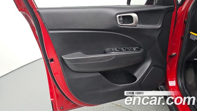 Hyundai Venue 2020 — photo 14