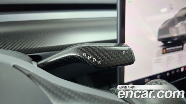 Tesla Model Y 2022 — photo 12
