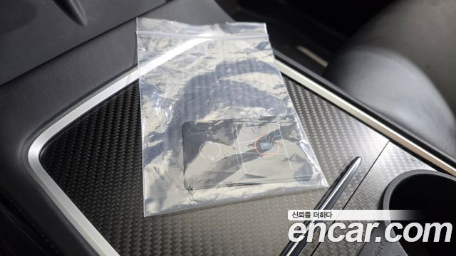 Tesla Model Y 2022 — photo 21