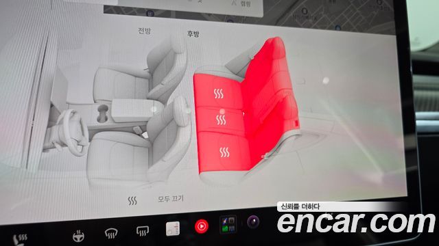 Tesla Model Y 2022 — photo 33