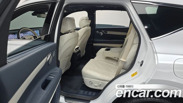 Genesis GV80 2025 — photo 11