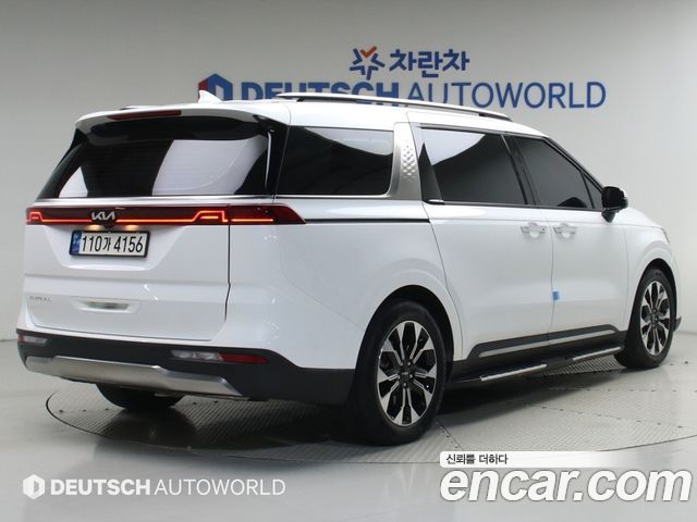 Kia Canival 2022 — photo 2
