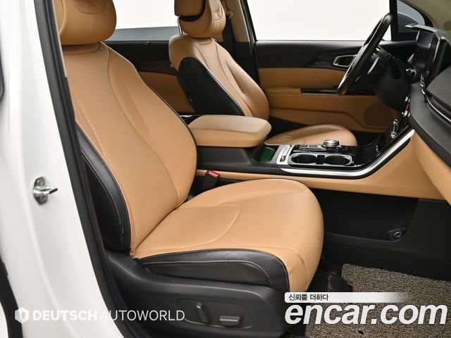 Kia Canival 2022 — photo 10