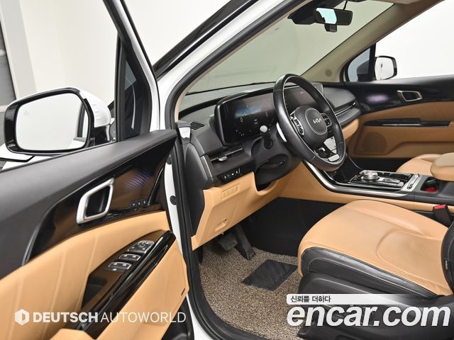 Kia Canival 2022 — photo 11