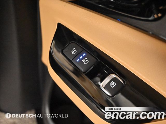 Kia Canival 2022 — photo 16