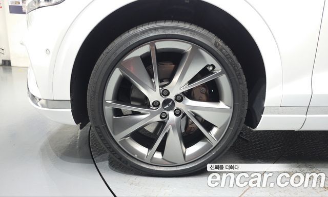 Genesis GV70 2025 — photo 5