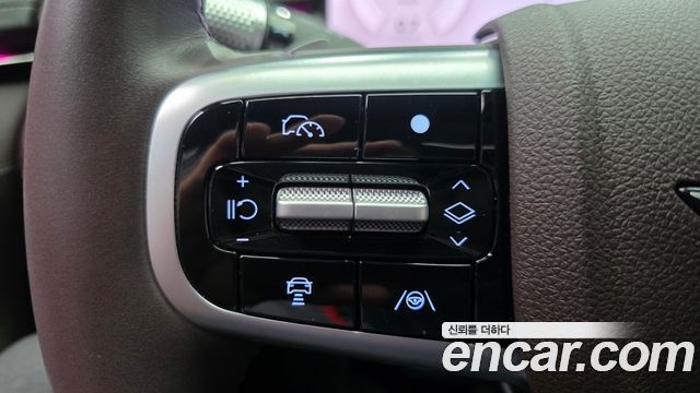 Genesis GV70 2025 — photo 24