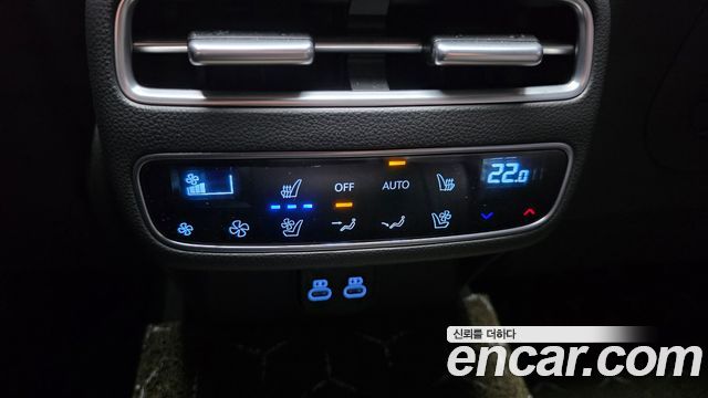 Genesis GV70 2025 — photo 34