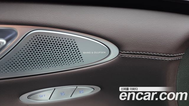 Genesis GV70 2025 — photo 36