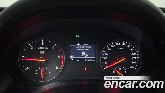 Kia K7 2016 — photo 8