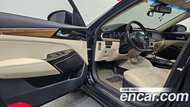 Kia K7 2016 — photo 10