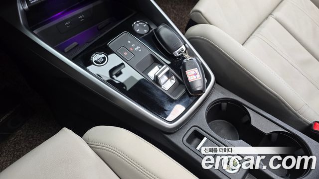 Audi A3 2022 — photo 9
