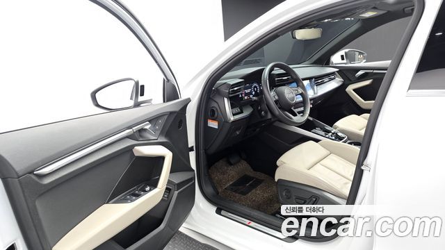 Audi A3 2022 — photo 10