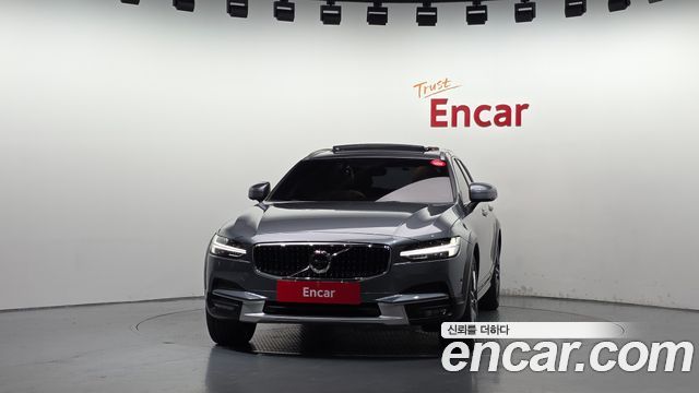 Volvo V90 2018 — photo 3