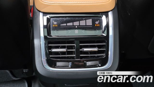 Volvo V90 2018 — photo 36