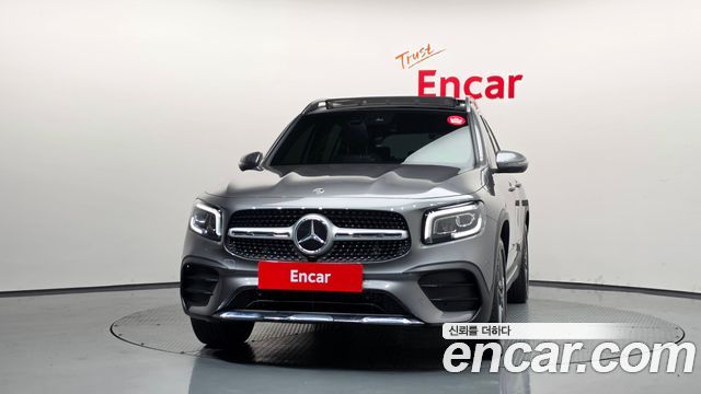 Mercedes-Benz GLB-Class 2021 — photo 3