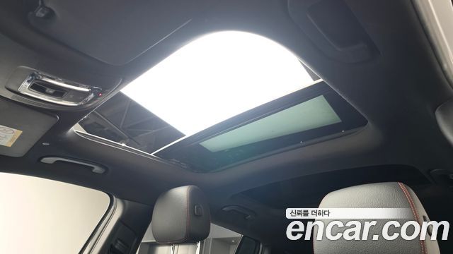 Mercedes-Benz GLB-Class 2021 — photo 21