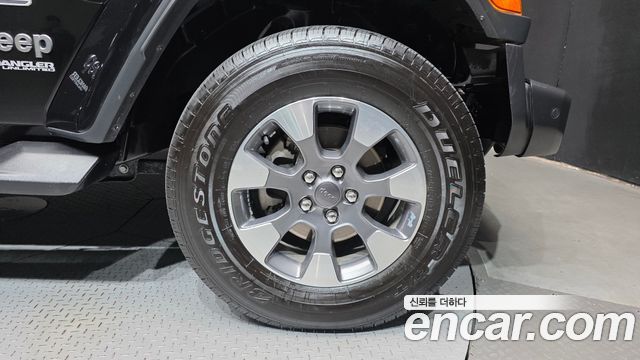 Jeep Wrangler 2021 — photo 7
