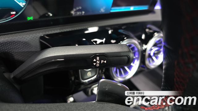 Mercedes-Benz CLA-Class 2022 — photo 11