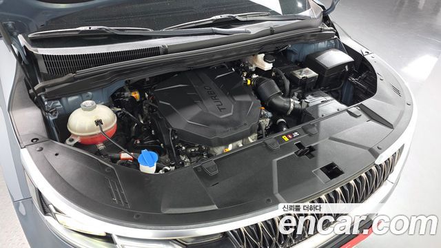 Kia Canival 2021 — photo 6