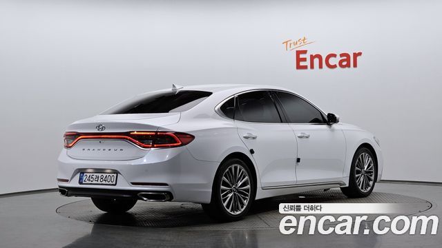 Hyundai Grandeur 2019 — photo 2
