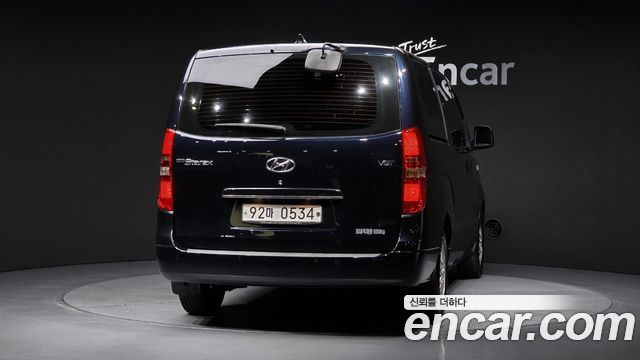 Hyundai Starex 2019 — photo 4