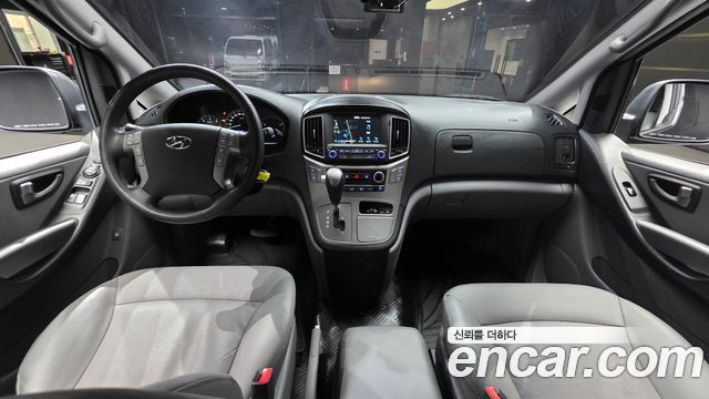 Hyundai Starex 2019 — photo 7