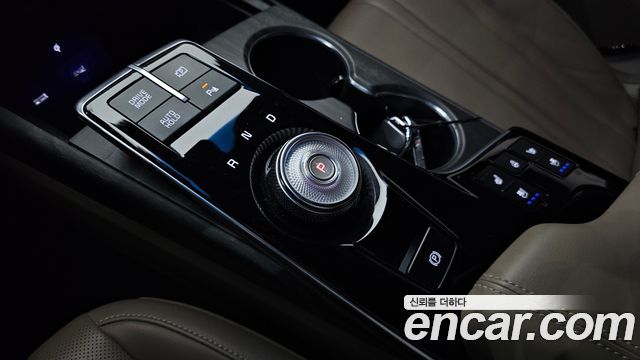 Kia K8 2022 — photo 12