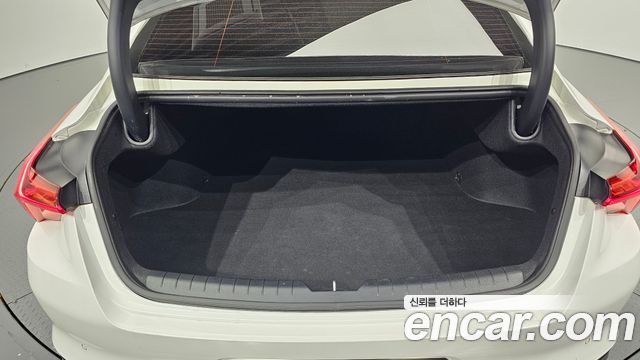 Kia K8 2022 — photo 26