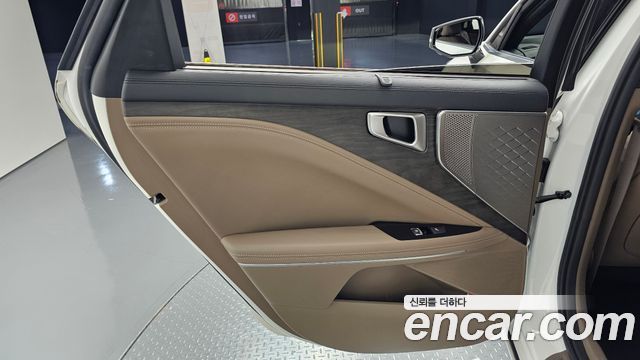 Kia K8 2022 — photo 15
