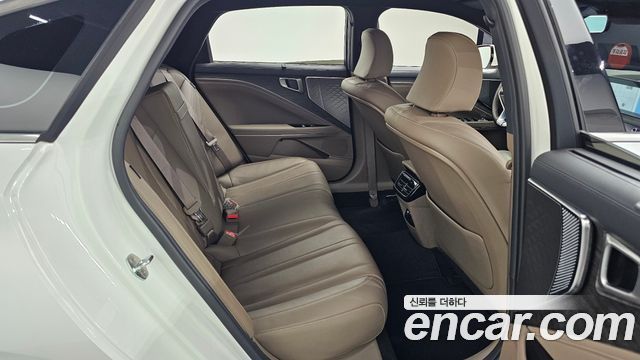 Kia K8 2022 — photo 16