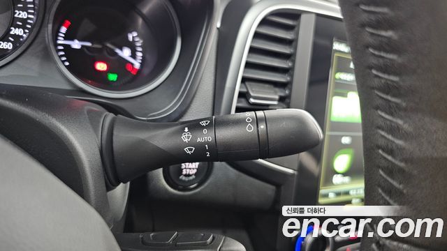 Renault Korea SM6 2016 — photo 25