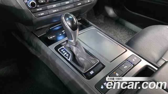 Hyundai Genesis 2015 — photo 12