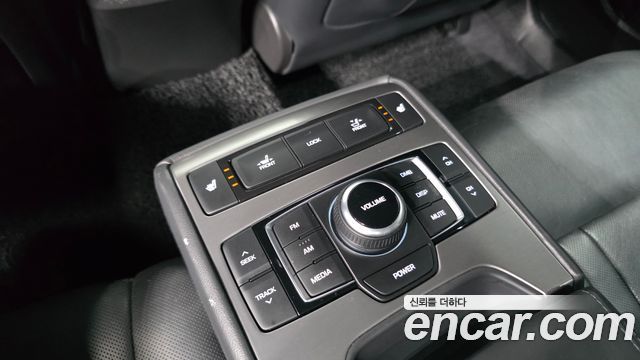 Hyundai Genesis 2015 — photo 24