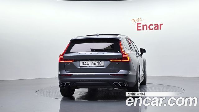 Volvo V60 2020 — photo 4