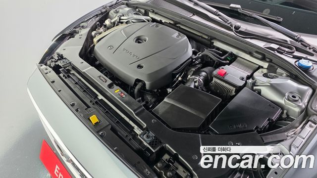 Volvo V60 2020 — photo 6