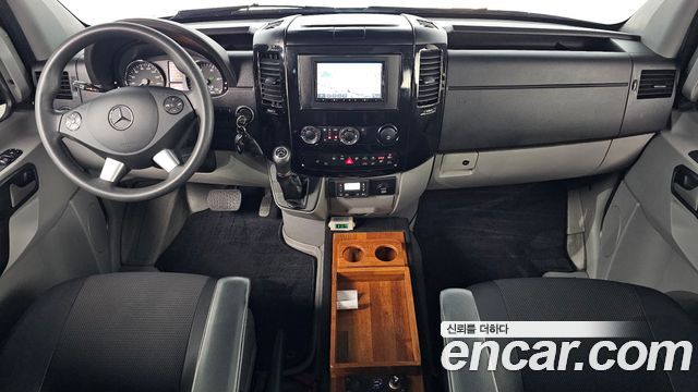 Mercedes-Benz Sprinter 2017 — photo 10