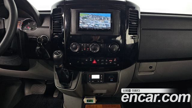 Mercedes-Benz Sprinter 2017 — photo 20