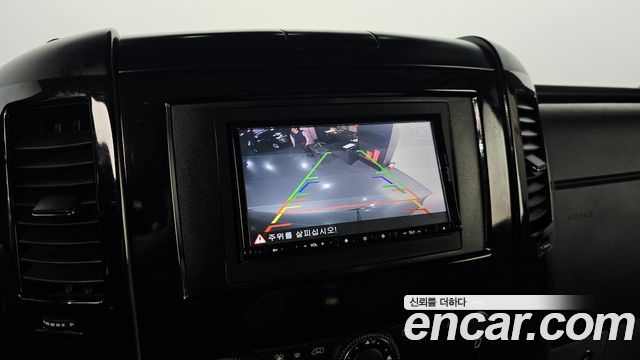 Mercedes-Benz Sprinter 2017 — photo 21