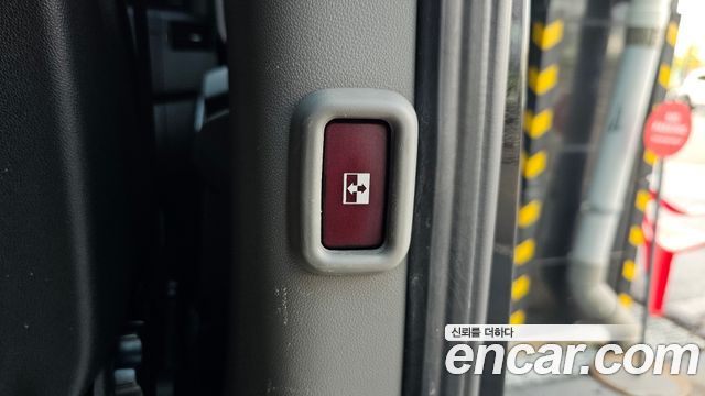 Mercedes-Benz Sprinter 2017 — photo 26