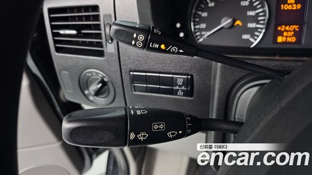 Mercedes-Benz Sprinter 2017 — photo 29