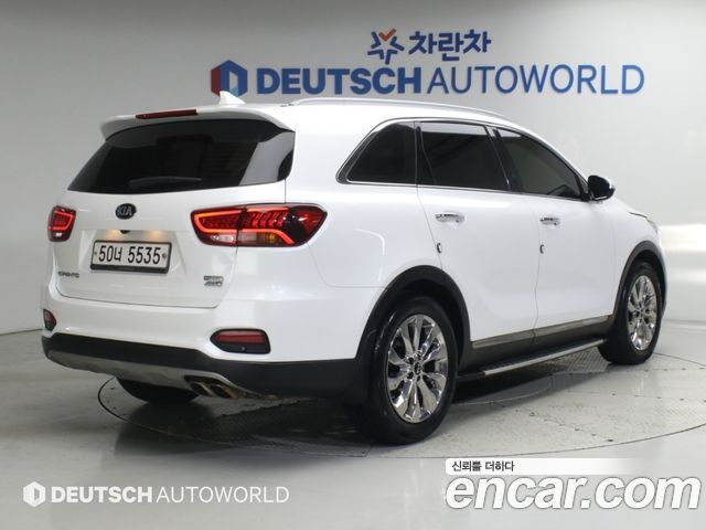Kia Sorento 2018 — photo 2