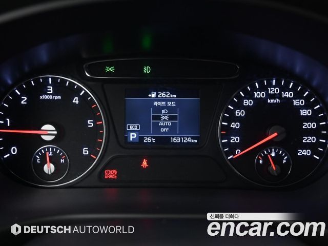 Kia Sorento 2018 — photo 8