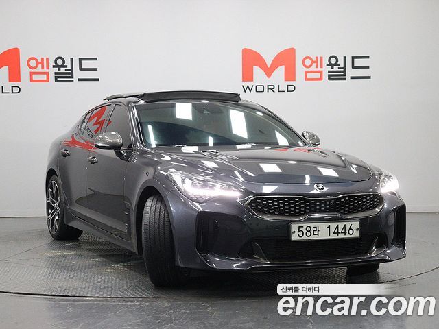 Kia Stinger 2018 — photo 2