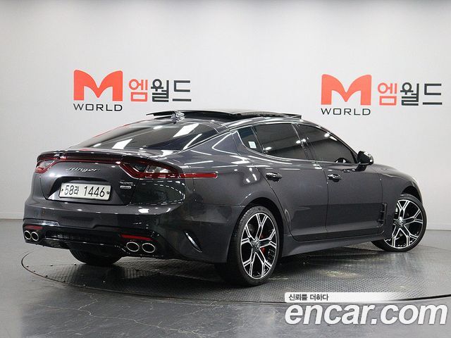 Kia Stinger 2018 — photo 3